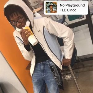 Meet your Posher, Yea